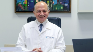 Read more about the article عصمت غانم رئيسًا مستقبليًا للجمعية الفرنسية لجراحة العظام للأطفال