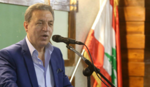 Read more about the article فوز شوقي بزيع بجائزة نور سلمان للابداع