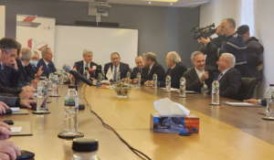 Read more about the article وزير الصناعة زار جمعية الصناعيين