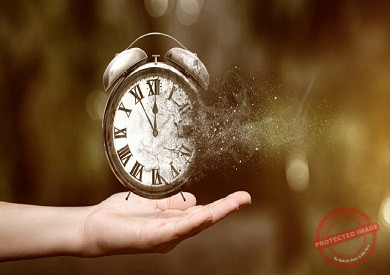 Read more about the article مع مرور الأيام تغيّرنا وتغير كل من معنا وحولنا