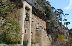 Read more about the article البطريركية المارونية تتبنى مطالب اهالي وادي قنوبين