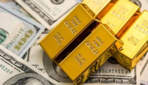 Read more about the article الذهب يصعد مع انخفاض الدولار