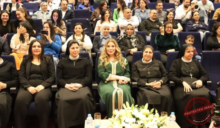 Read more about the article مدرسة راهبات الوردية تحتفي بيوم اللغة العربية: إبداع طلابي وتكريم متميز