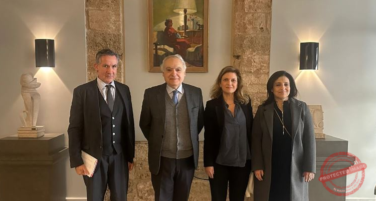 Read more about the article وزير الثقافة عرض مع باليو للتحضيرات لشهر الفرنكوفونية