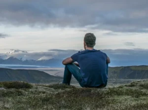 Read more about the article كن إنسانًا يمثل نفسه بأخلاقه