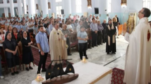 Read more about the article زغرتا استقبلت ذخائر القدّيس منصور دو بول