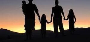 Read more about the article سُئلَ الأديب “أنيس منصور” : كيف نعرف معادن الناس؟
