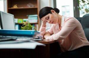 Read more about the article أبرز أسباب الشعور بالنعاس خلال النهار