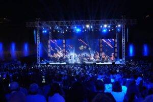 Read more about the article في حضرة أم كلثوم… “خمسون سنة على الغياب”