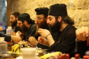 Read more about the article قبل عيد السيدة… زمن صلاة وصمت وانتظار