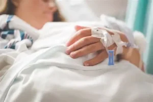 Read more about the article وزارة الصحة تحذّر: الإسراع إلى المستشفى عند لدغات الأفاعي وتفادي الشائعات