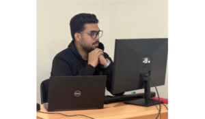 Read more about the article طالب من جامعة USAL يكتشف ثغرة أمنية خطرة في نظام عالمي