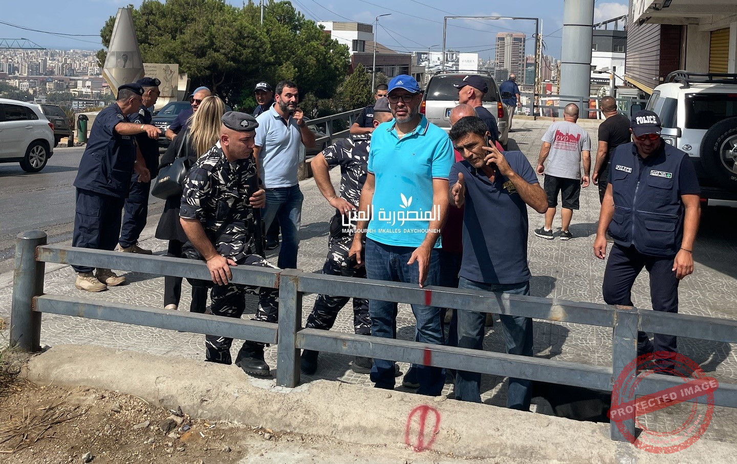 Read more about the article متابعة ميدانية لأعمال إزالة التعديات وتوسعة طريق المكلس – المنصورية