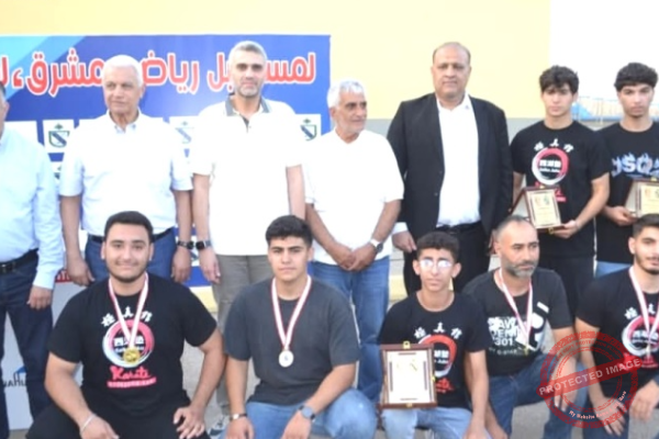 Read more about the article بلدية طرابلس افتتحت الملاعب البلدية الثلاثة بعد الترميم