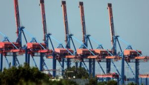 Read more about the article مرفـأ بيروت يعزز موقعه عالميًا