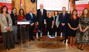Read more about the article جامعة الحكمة تطلق الوحدة السابعة من برنامجها حول التعامل مع الماضي