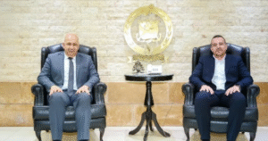 Read more about the article خريش بحث مع رئيس بلدية فيطرون سبل التعاون بين الدفاع المدني والبلدية