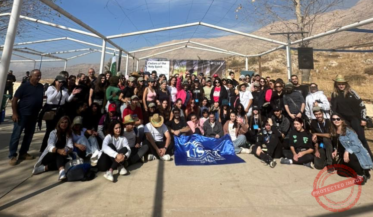 Read more about the article جامعة الروح القدس – الكسليك تزرع “أرز الروح القدس” في صنين