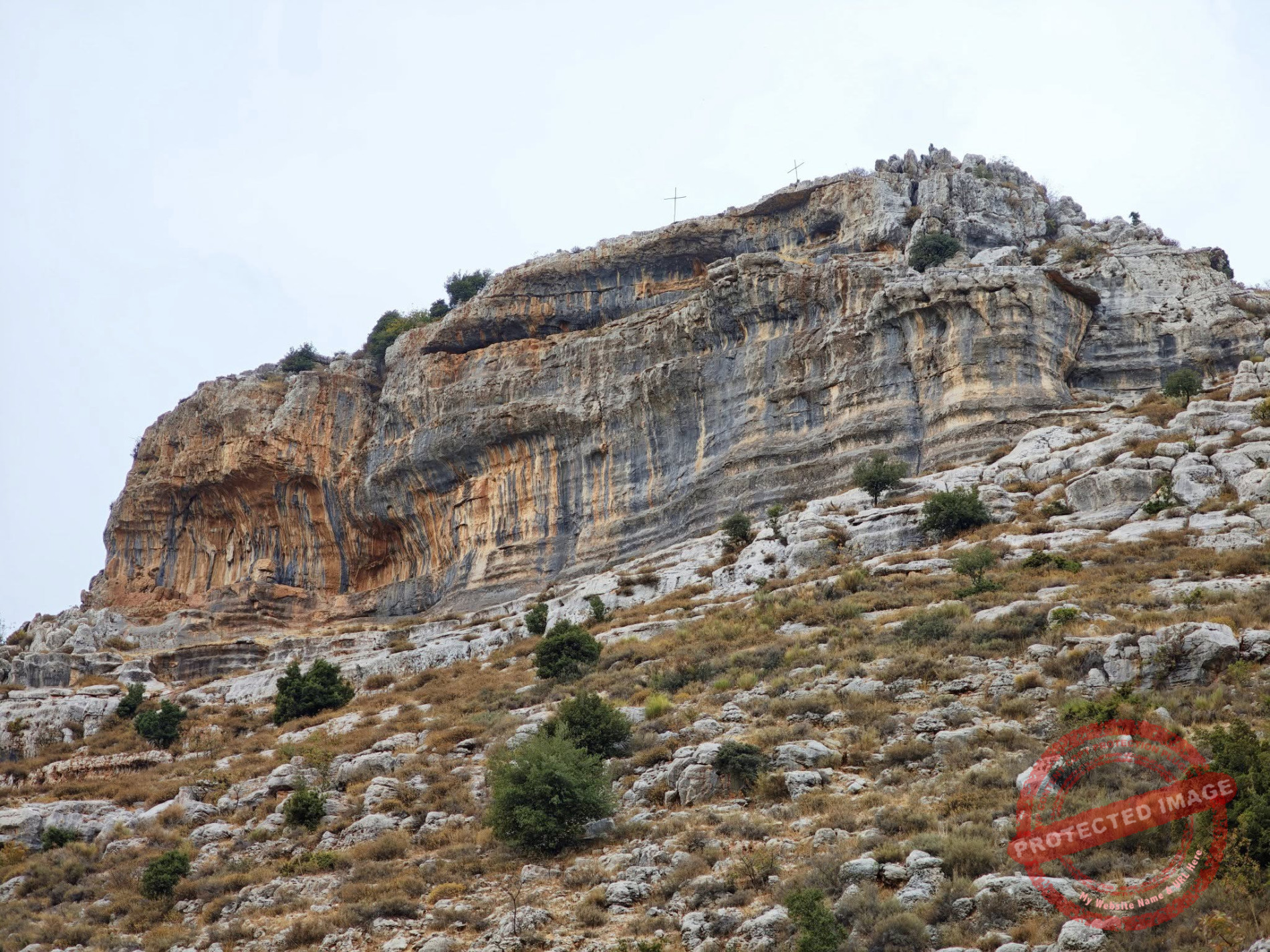 You are currently viewing وادي الغمقا… هيبةُ الطبيعة بين المتن وترشيش