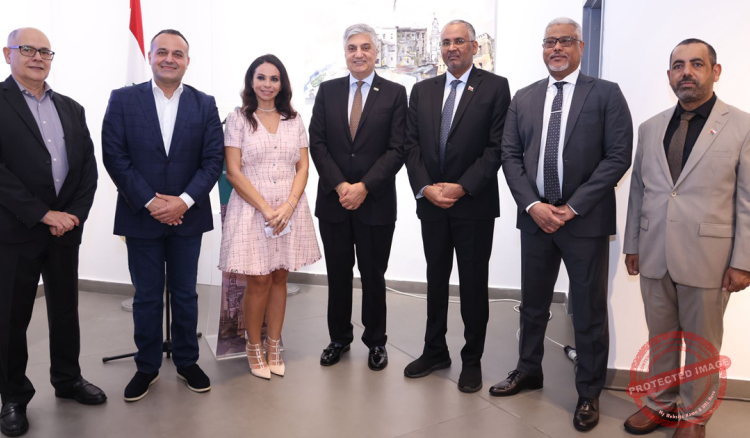 Read more about the article LAU إفتتحت معرض التراث العربي