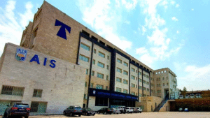 Read more about the article محاضرة وجلسة تدريبية لسائقي الباصات في المدرسة الأنطونيّة لتعزيز السلامة العامة