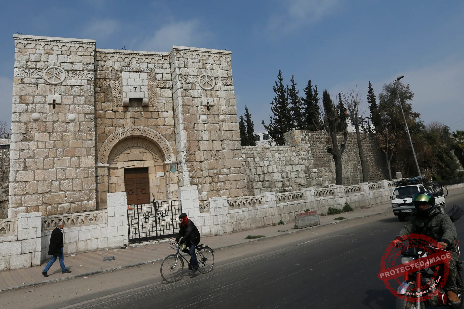 You are currently viewing باب بولس: ذاكرة دمشق الأولى وبوابة الخلاص