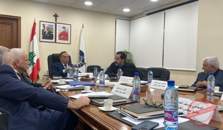 You are currently viewing اجتماع تشاوري في مقر الرابطة المارونية بحث ملف التفرّغ في الجامعة اللبنانية