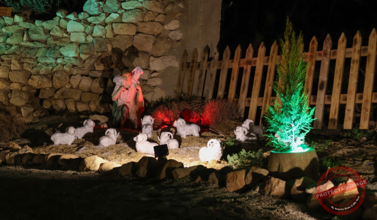 You are currently viewing افتتاح القرية الميلادية في رأس بعلبك